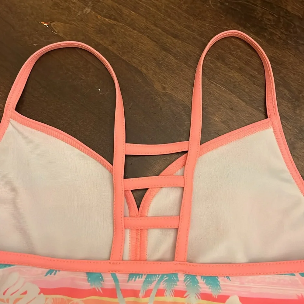 Tropical bikini - Picture 7 of 11